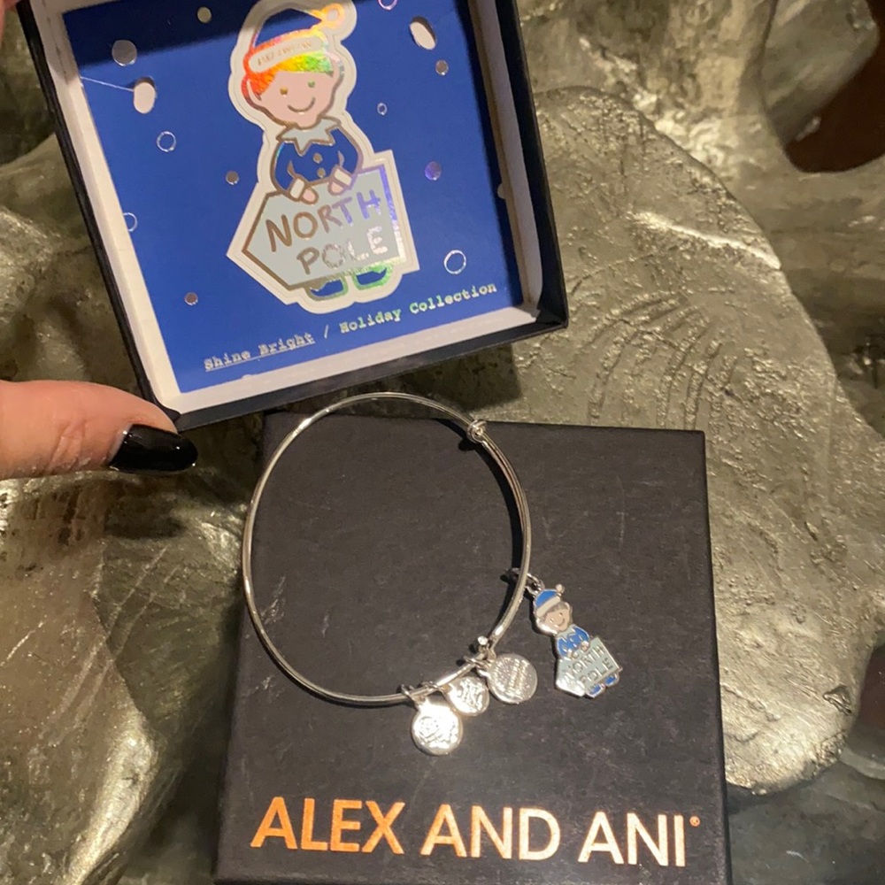 Alex and Ani Limited edition holiday Elf new